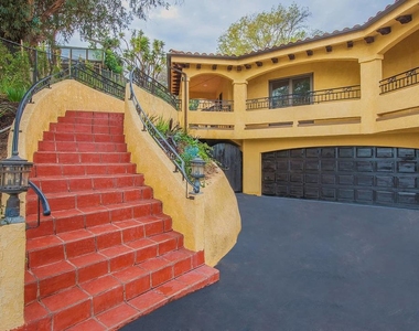 6844 Trl Cahuenga Park - Photo Thumbnail 32