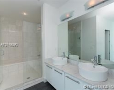 888 Biscayne Blvd Ph 8 - Photo Thumbnail 26