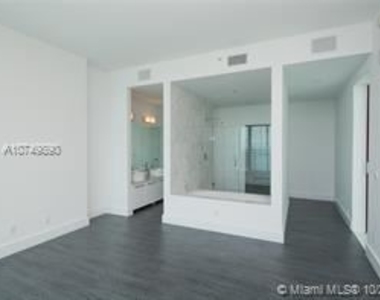 888 Biscayne Blvd Ph 8 - Photo Thumbnail 18