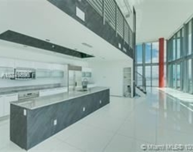 888 Biscayne Blvd Ph 8 - Photo Thumbnail 4