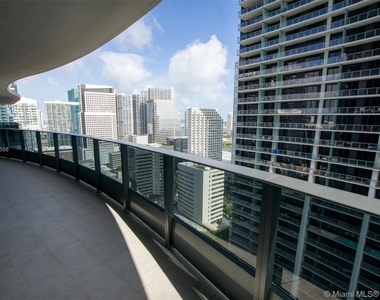 1000 Brickell Plaza - Photo Thumbnail 42