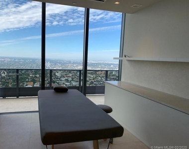 1000 Brickell Plaza - Photo Thumbnail 48