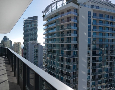 1000 Brickell Plaza - Photo Thumbnail 82