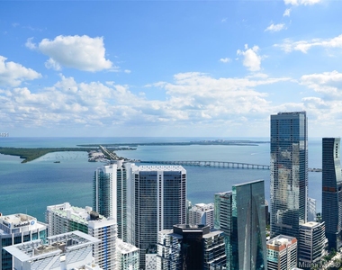 1000 Brickell Plaza - Photo Thumbnail 118