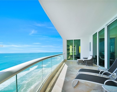 16051 Collins Ave - Photo Thumbnail 88