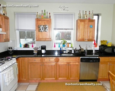 1460 Tremont St. - Photo Thumbnail 5