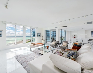 3801 Collins Ave - Photo Thumbnail 8