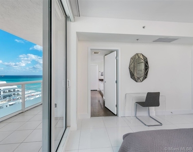 3801 Collins Ave - Photo Thumbnail 70