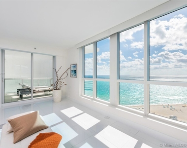 3801 Collins Ave - Photo Thumbnail 12