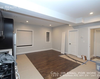 1226 W Sherwin Ave Apt 2n - Photo Thumbnail 4