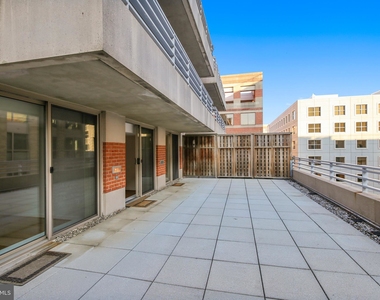 1275 25th Street Nw - Photo Thumbnail 4