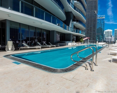 1000 Brickell Plaza - Photo Thumbnail 134