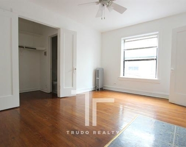 4600 N Beacon St - Photo Thumbnail 0