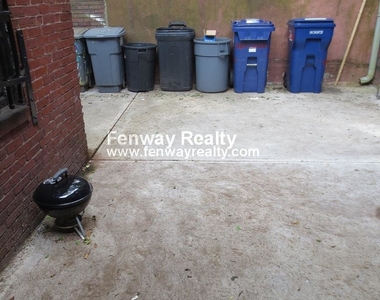 55 The Fenway - Photo Thumbnail 35