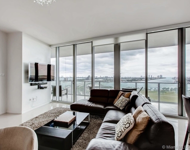 1100 Biscayne Blvd - Photo Thumbnail 18