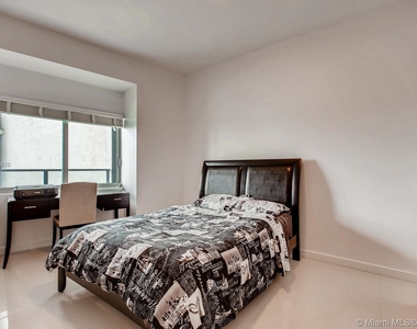 1100 Biscayne Blvd - Photo Thumbnail 74