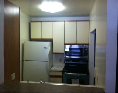 61 Hemenway St. - Photo Thumbnail 2