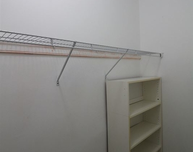 801 W Cornelia Ave Apt 3n - Photo Thumbnail 16