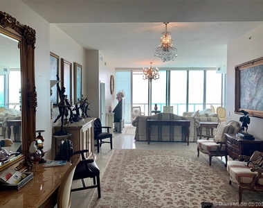 888 Biscayne Blvd - Photo Thumbnail 61