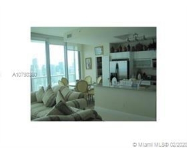 888 Biscayne Blvd - Photo Thumbnail 44