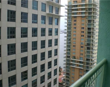 1200 Brickell Bay Dr - Photo Thumbnail 0