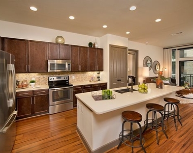 3103 Post Oak Boulevard - Photo Thumbnail 12