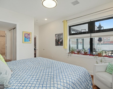 555 N Lawrence Street - Photo Thumbnail 19