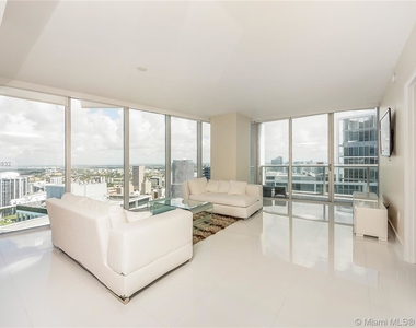 495 Brickell Ave - Photo Thumbnail 16