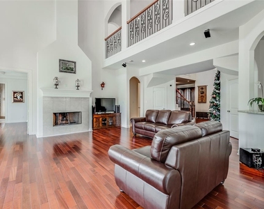 1415 Briar Bayou Drive - Photo Thumbnail 8