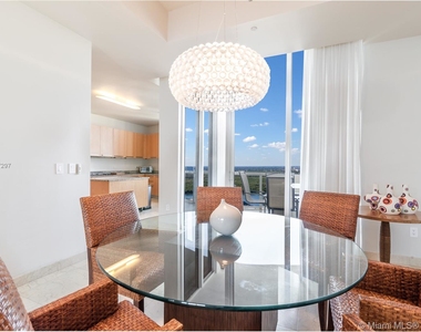 16001 Collins Ave - Photo Thumbnail 10