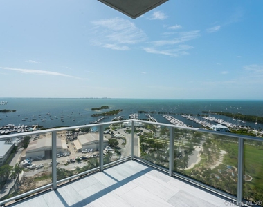 2675 S Bayshore Drive - Photo Thumbnail 32