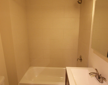 4034 N Ashland Ave - Photo Thumbnail 4