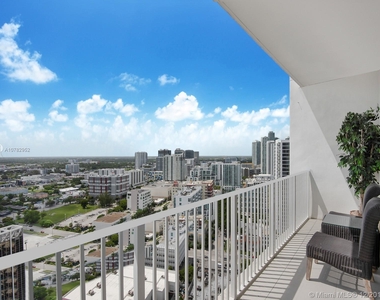 2020 N Bayshore Dr - Photo Thumbnail 35