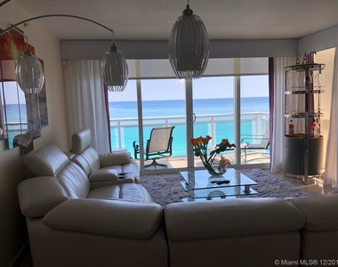 6917 Collins Ave - Photo Thumbnail 2