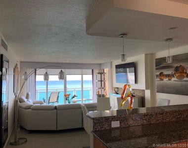 6917 Collins Ave - Photo Thumbnail 16