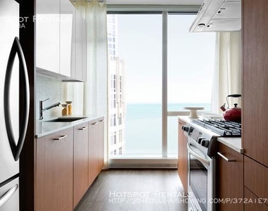 500 North Lakeshore - Photo Thumbnail 0