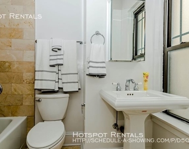 215 East Chestnut - Photo Thumbnail 13