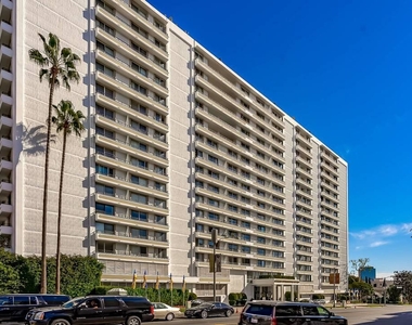 10390 Wilshire - Photo Thumbnail 0