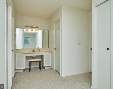 8360 Greensboro Dr #208 - Photo Thumbnail 13