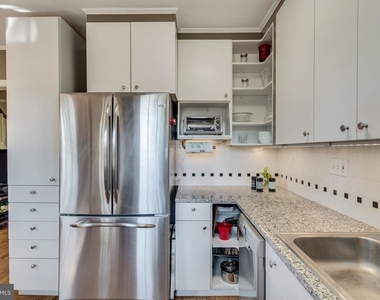 1510 S Edgewood St #541 - Photo Thumbnail 18