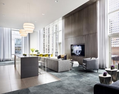 111 West Wacker - Photo Thumbnail 11