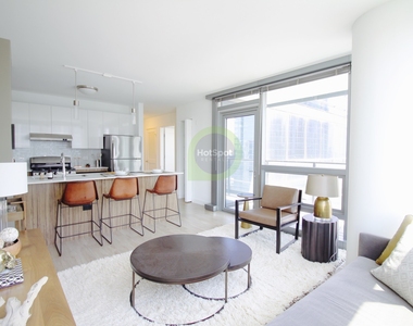 343 West Wolf Point - Photo Thumbnail 2