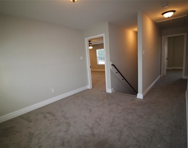 201 Danna Lane - Photo Thumbnail 20