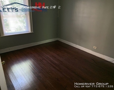 5046 S Blackstone Ave - Photo Thumbnail 9