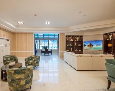 6917 Collins Ave - Photo Thumbnail 45