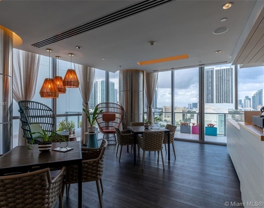 1100 Biscayne Blvd - Photo Thumbnail 57