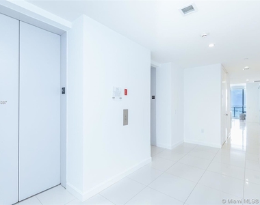 1100 Biscayne Blvd - Photo Thumbnail 68