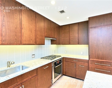 580 Washington Street - Photo Thumbnail 2