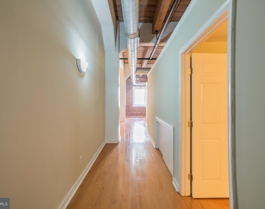 1010 Arch Street - Photo Thumbnail 9