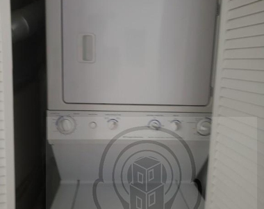7616 N Marshfield Ave - Photo Thumbnail 9